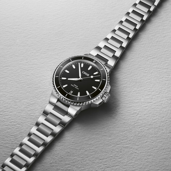 Oris Aquis Date Black Dial Watch, 36 mm
