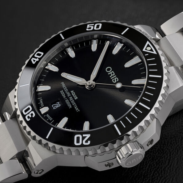 Oris Aquis Date Black Dial Watch, 43 mm