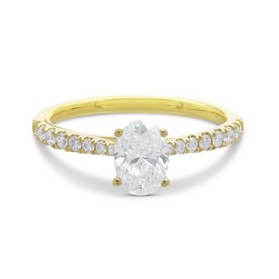 Oval Diamond Ring in 14K Yellow Gold