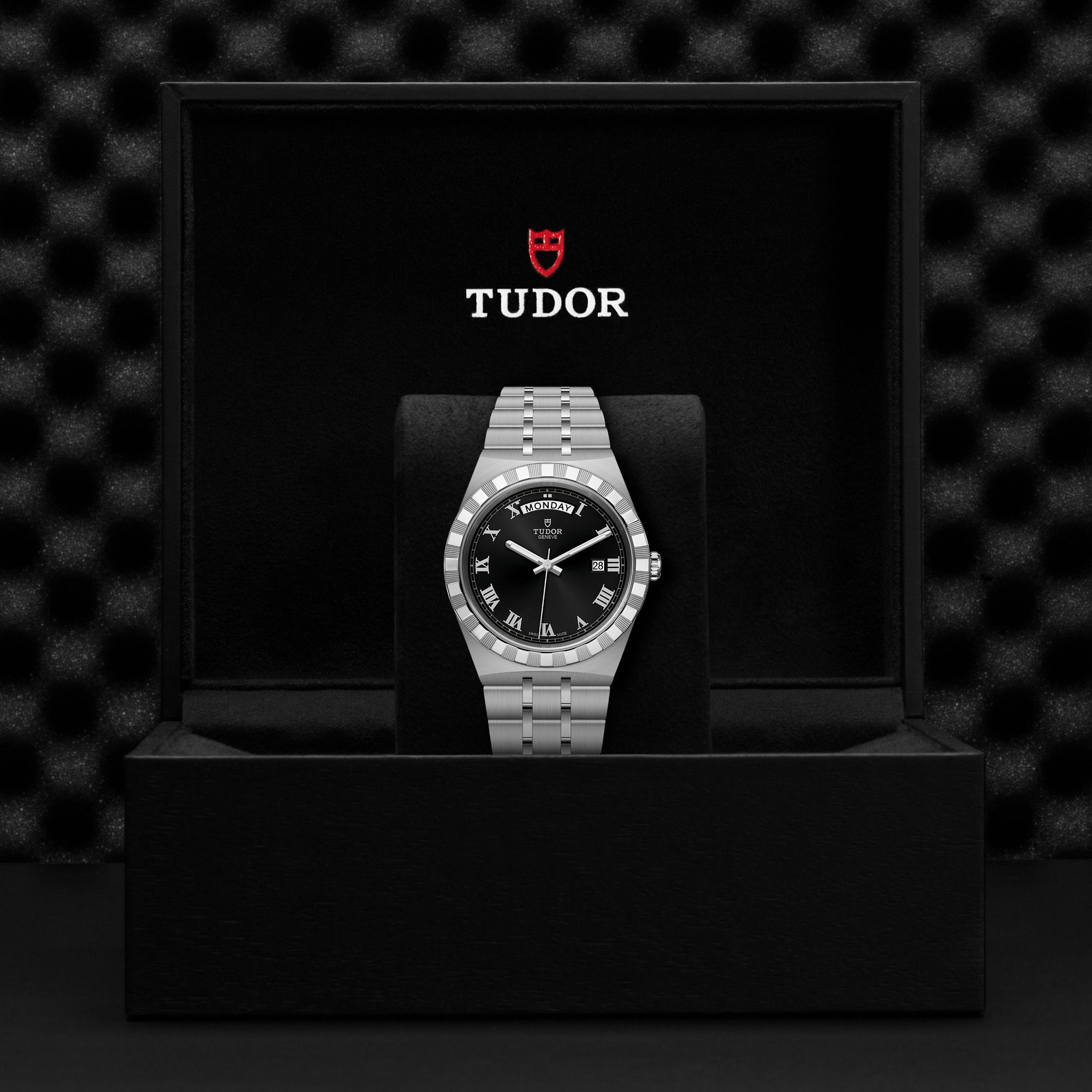 TUDOR Royal Watch Black Dial, 41mm M28600-0003 Black