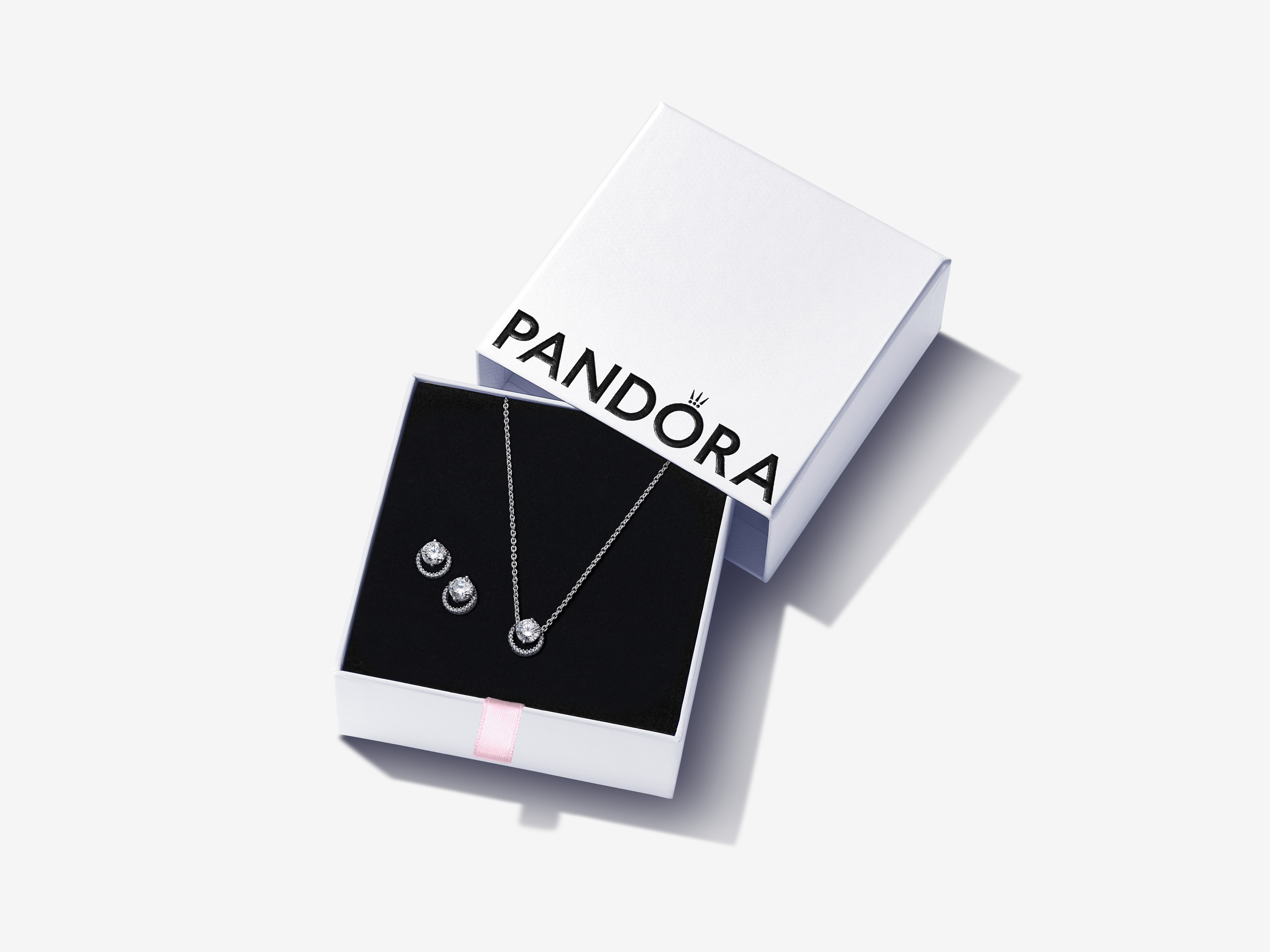 Authentic pandora gift set